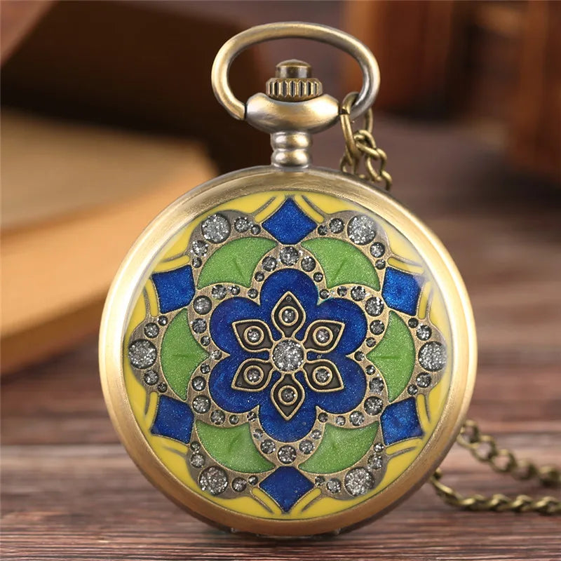 SHOP7D_Old Fashion Pocket Watch with Flower Crystal Design Men Women Quartz Movement Watches Arabic Number Display Necklace Chain Gift